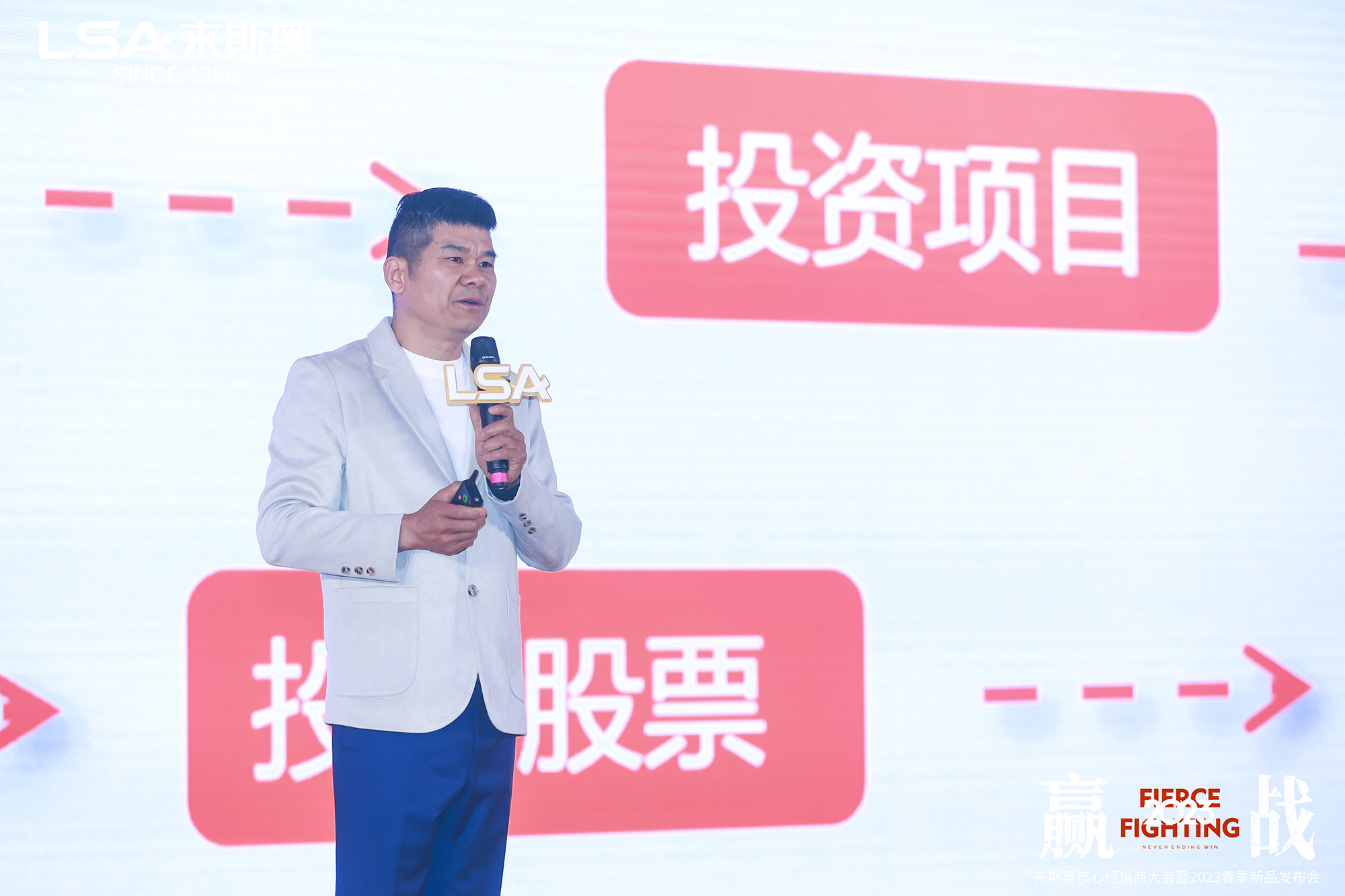 4E9A1334.jpg 4E9A1334.jpg