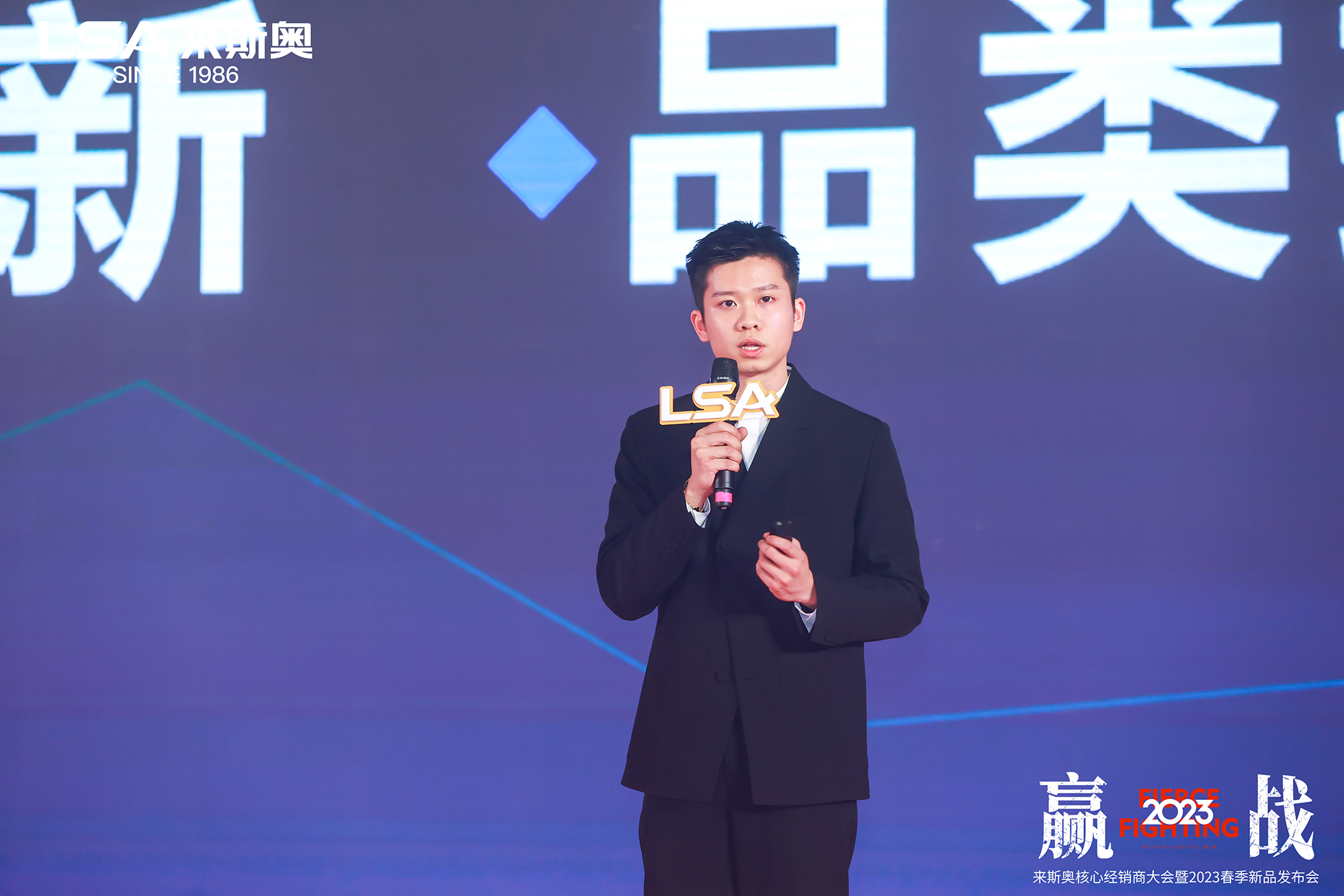 4d1e1b17698b952f6c07a657f9633d1.jpg 4d1e1b17698b952f6c07a657f9633d1.jpg