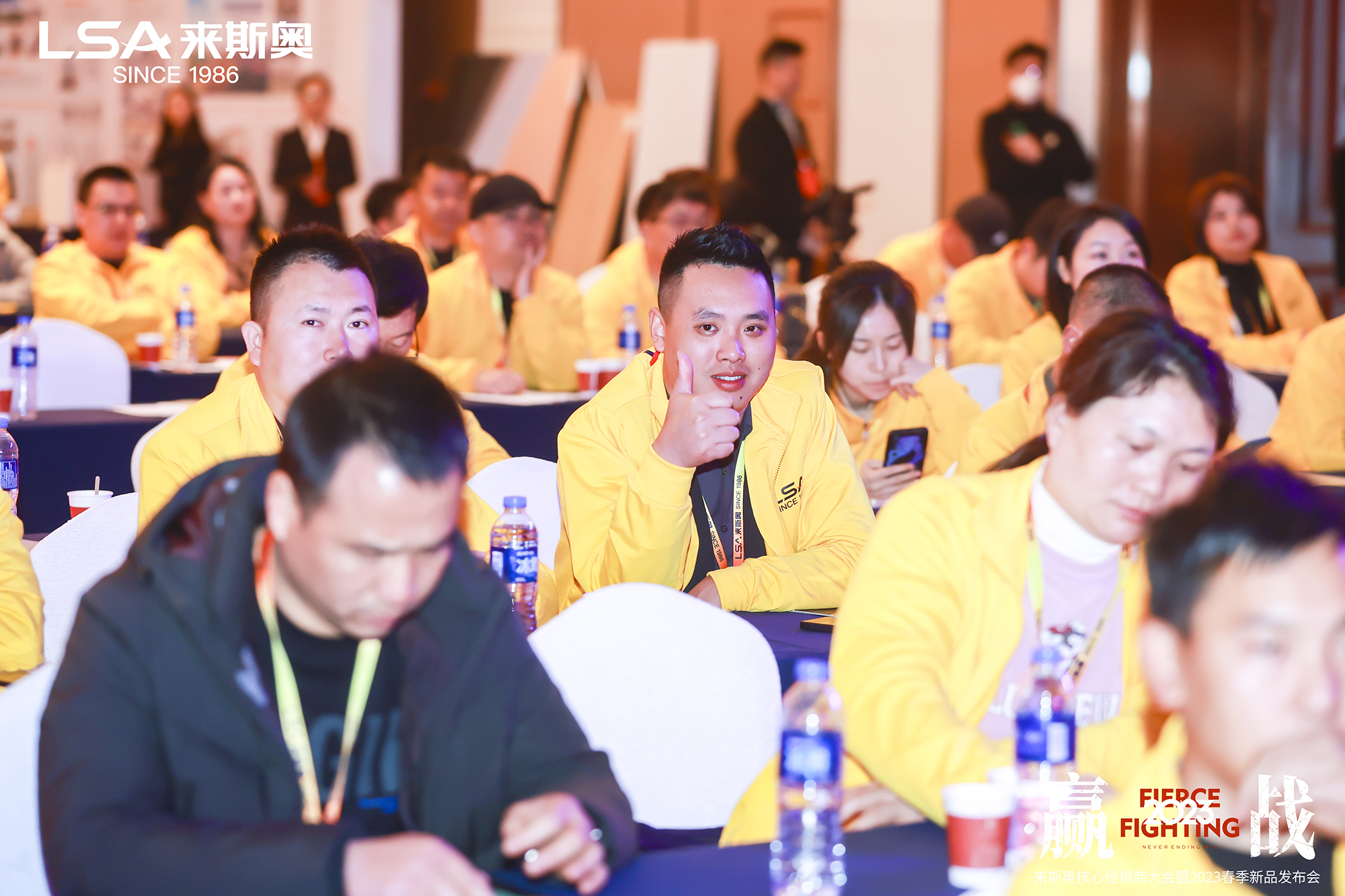 4E9A2222.jpg 4E9A2222.jpg