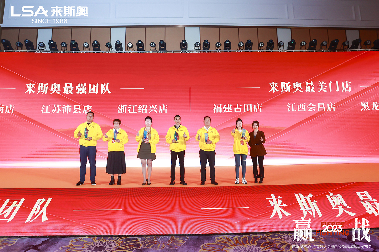 4E9A3196.jpg 4E9A3196.jpg