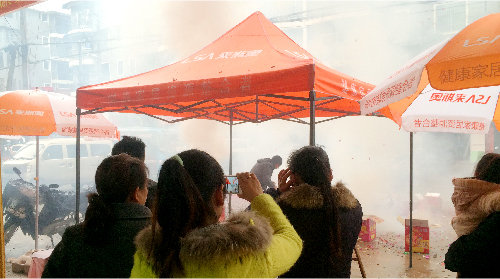 来斯奥集成吊顶加盟湖北开业当天